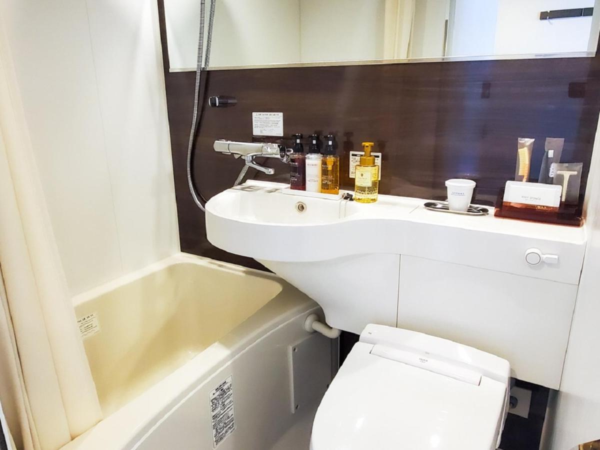 HOTEL LiVEMAX Yokohama Stadium Mae Eksteriør billede